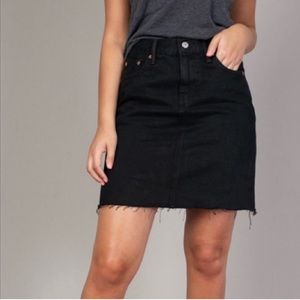 Levi’s Premium Denim Black Short Skirt
